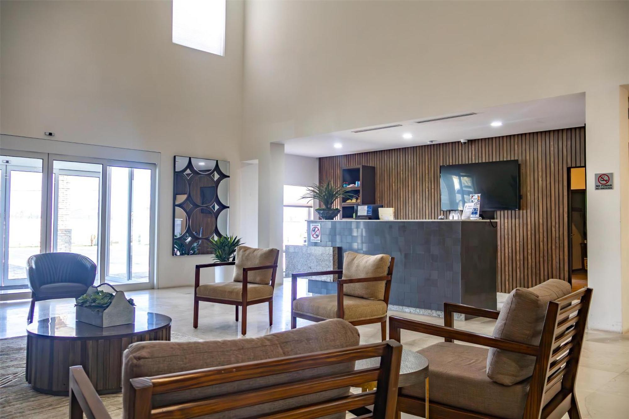 Best Western Plus Sacramento 치와와주 외부 사진
